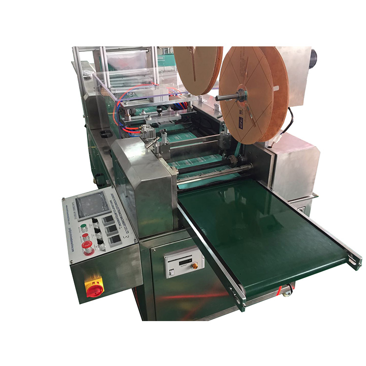 Four Side Sealing Finger Pad Gauze Packaging Machine